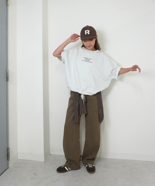 gossara(ゴサラ)の「【メンズライクなゆるさを楽しむ】 サンディエゴロゴミニ裏毛T(Tシャツ/カットソー・レディース・ネイビー/ブラウン/オートミール・FREE)」の7枚目の写真