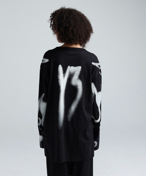 Y-3(ワイスリー)の「Y-3 CHITO GRAPHIC LONG SLEEVE TEE(Tシャツ/カットソー・メンズ・ブラック・LARGE/X-LARGE/XX-LARGE/XX-SMALL/X-SMALL/SMALL/MEDIUM)」の2枚目の写真