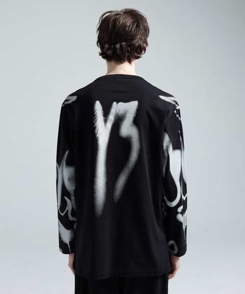Y-3(ワイスリー)の「Y-3 CHITO GRAPHIC LONG SLEEVE TEE(Tシャツ/カットソー・メンズ・ブラック・LARGE/X-LARGE/XX-LARGE/XX-SMALL/X-SMALL/SMALL/MEDIUM)」の4枚目の写真