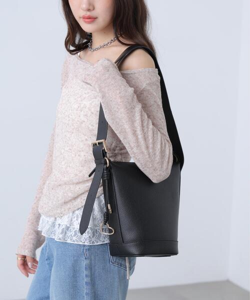 FREE'S MART(フリーズマート)の「◆〈Hyman Roth〉bucket bag(ショルダーバッグ・レディース・ブラック・フリ-)」の2枚目の写真