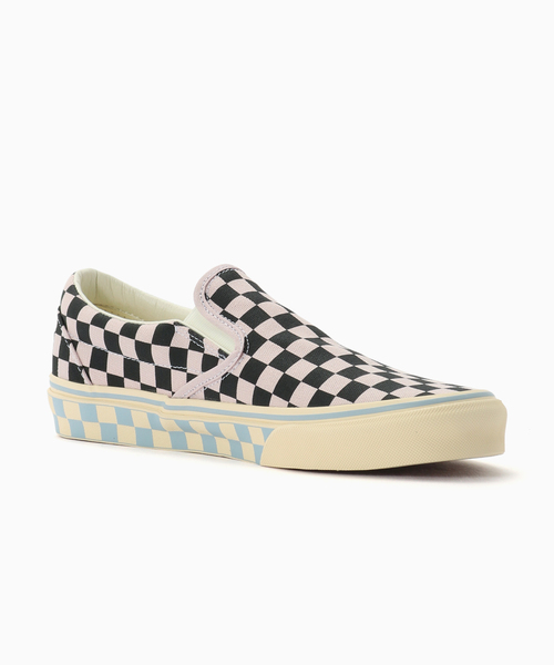 VANS(バンズ)の「VANS / ヴァンズ Classic Slip-On(スリッポン・メンズ・ピンク・95/90/85/100/80)」の5枚目の写真