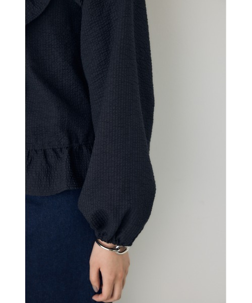AZUL by moussy(アズールバイマウジー)の「【身長/骨格別着用画像あり】フロントホックラッフルブラウス 春服 秋服 長袖(シャツ/ブラウス・レディース・ブルー/アイボリー/ブラック・FREE)」の17枚目の写真