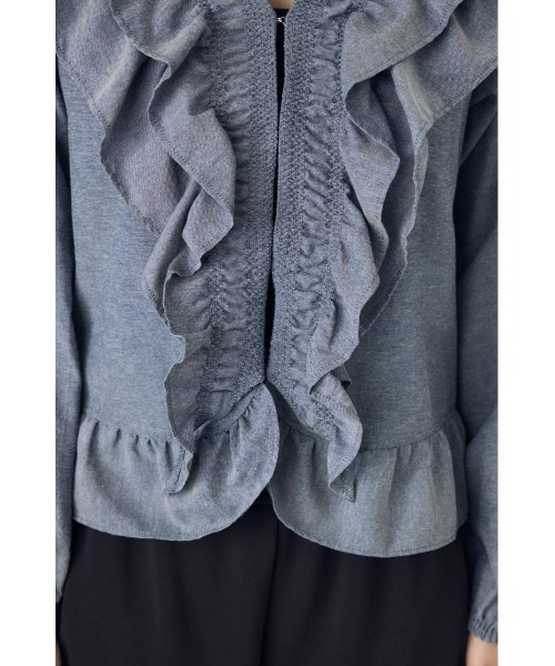 AZUL by moussy(アズールバイマウジー)の「【身長/骨格別着用画像あり】フロントホックラッフルブラウス 春服 秋服 長袖(シャツ/ブラウス・レディース・ブルー/アイボリー/ブラック・FREE)」の14枚目の写真
