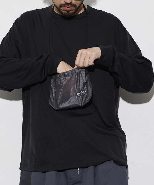 WILD THINGS(ワイルドシングス)の「限定展開 WILD THINGS/ワイルドシングス 別注PACKABLE MINI SHOULDER BAG(ショルダーバッグ・メンズ・チャコールグレー/オリーブ/ベージュ/ブラック・フリ-)」の17枚目の写真
