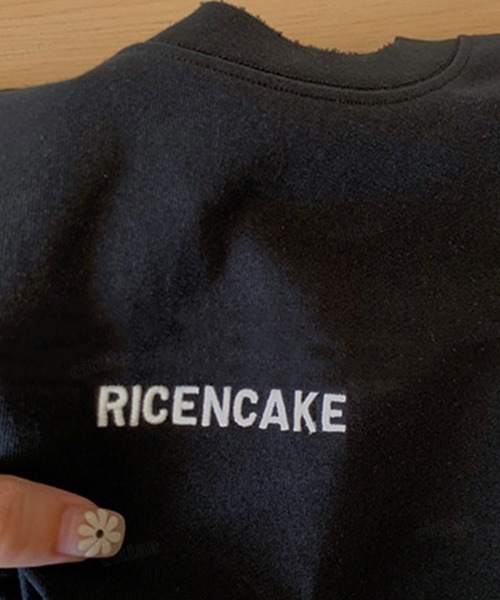 Dalfwin(ダールフィン)の「RICENCAKE刺繍ロゴレイヤード風デザイン長袖Tシャツ(Tシャツ/カットソー・レディース・ブラック・FREE)」の2枚目の写真