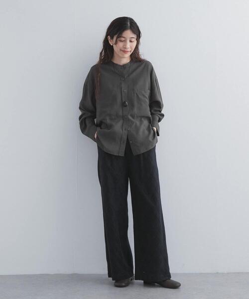 URBAN RESEARCH DOORS(アーバンリサーチドアーズ)の「ダブルポケットニュアンスシャツ(シャツ/ブラウス・レディース・チャコールグレー/ベージュ系その他/イエロー系その他・FREE)」の10枚目の写真