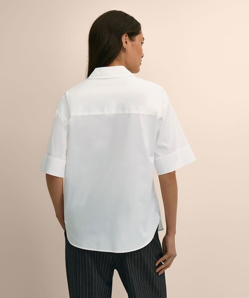 BROOKS BROTHERS（ブルックスブラザーズ）の「コットン　ドロップショルダー　ショートスリーブシャツ　Classic Fit（シャツ/ブラウス・レディース・ホワイト・SMALL/X-SMALL/LARGE/MEDIUM）」の5枚目の写真