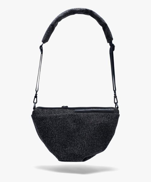Cote&Ciel(コートエシエル)の「【cote&ciel/コートエシエル】 Orne Tweed Anthracite / ショルダーバッグ(ショルダーバッグ・メンズ・ブラック×グレー・FREE)」の9枚目の写真
