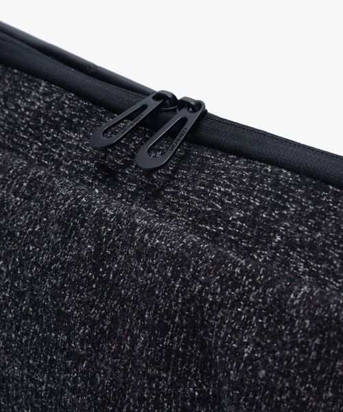 Cote&Ciel(コートエシエル)の「【cote&ciel/コートエシエル】 Orne Tweed Anthracite / ショルダーバッグ(ショルダーバッグ・メンズ・ブラック×グレー・FREE)」の11枚目の写真