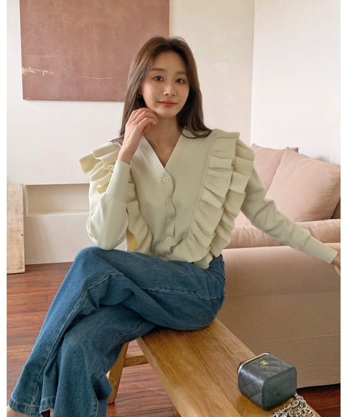 BIRTHDAY BASH(バースデイバッシュ)の「BB FRILL CARDIGAN(BBフリルカーディガン)(カーディガン/ボレロ・レディース・ホワイト/ブラック/イエロー・FREE)」の4枚目の写真