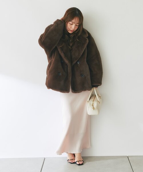 La boutique BonBon(ラブティックボンボン)の「Mink-like fauxfurピーコート(ピーコート・レディース・ブラウン/オフホワイト・FREE)」の18枚目の写真