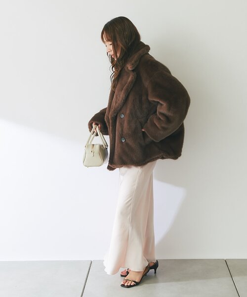 La boutique BonBon(ラブティックボンボン)の「Mink-like fauxfurピーコート(ピーコート・レディース・ブラウン/オフホワイト・FREE)」の19枚目の写真