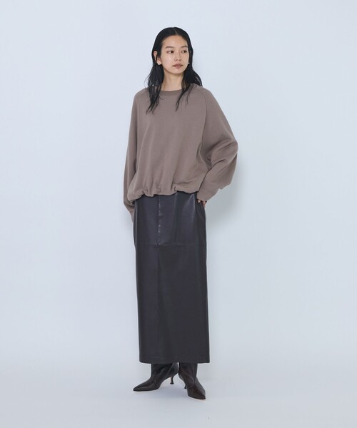 COGTHEBIGSMOKE(コグザビッグスモーク)の「<COGTHEBIGSMOKE /コグ ザ ビッグ スモーク>“OLIVER PUFFY HEM”スウェットトップス(スウェット・レディース・ライトグレー/グレイッシュベージュ・1)」の7枚目の写真