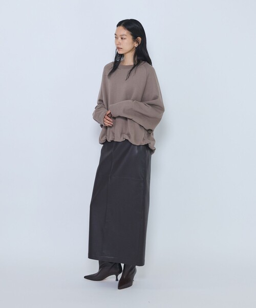 COGTHEBIGSMOKE(コグザビッグスモーク)の「<COGTHEBIGSMOKE /コグ ザ ビッグ スモーク>“OLIVER PUFFY HEM”スウェットトップス(スウェット・レディース・ライトグレー/グレイッシュベージュ・1)」の8枚目の写真