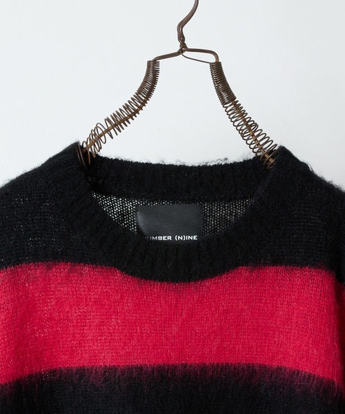 NUMBER (N)INE(ナンバーナイン)の「MOHAIR MIX KNIT WIDE STRIPED CREWNECK SWEATER / ウールモヘヤ ミックス ニット ワイドボーダー クルーネック セーター(ニット/セーター・メンズ・ネイビー系/ブラック×ホワイト/ブラック×パープル/ブラック×レッド/ブラック×グリーン・2/3/4)」の9枚目の写真