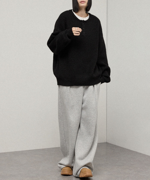 Alfred Alex(アルフレッドアレックス)の「【Alfred Alex】Oversized Henley Rib Knit / オーバーサイズ ヘンリーネックリブニット(ニット/セーター・メンズ・チャコールグレー/グレー/スミクロ/ダークブラウン/ブルー系/ワインレッド・M/L)」の13枚目の写真