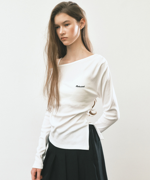 NICK&NICOLE(ニックアンドニコール)の「DIAGONAL オフショルダートップ_IVORY(Tシャツ/カットソー・レディース・アイボリー・FREE)」の2枚目の写真