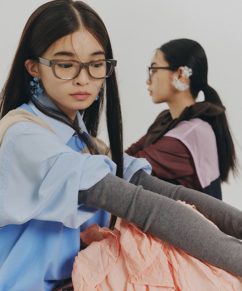 NON TOKYO（ノントーキョー）の「FLOWER BRANCH EARRINGS（イヤリング・レディース・ブルー/パープル・FREE）」の3枚目の写真