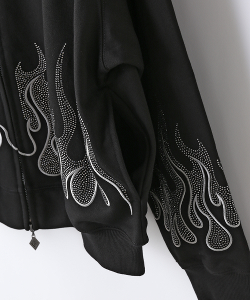 SUPPLIER(サプライヤー)の「SUPPLIER / サプライヤー FirePattern Rhinestone Zip Hoodie(パーカー・メンズ・レッド/ブラック・LARGE/MEDIUM)」の9枚目の写真