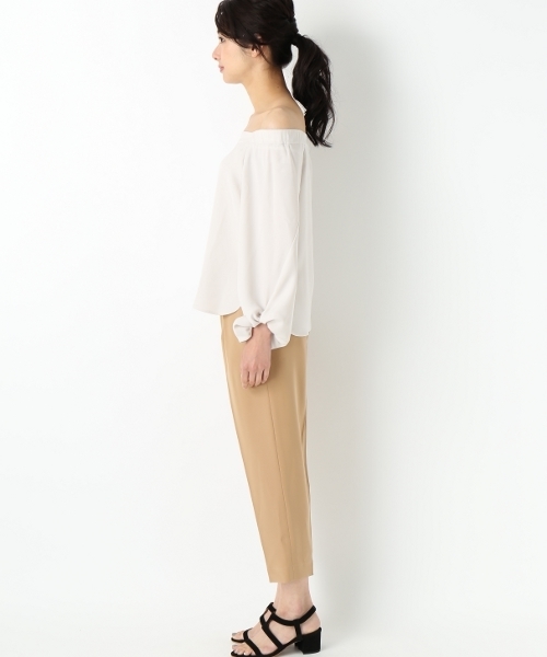 Spick & Span(スピックアンドスパン)の「≪追加≫【CLASSY.×Spick & Spanコラボ】ダブルサテン SET UP◆(その他パンツ・レディース・ホワイト/ネイビー/ナチュラル・38/36)」の5枚目の写真