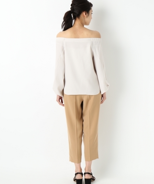 Spick & Span(スピックアンドスパン)の「≪追加≫【CLASSY.×Spick & Spanコラボ】ダブルサテン SET UP◆(その他パンツ・レディース・ホワイト/ネイビー/ナチュラル・38/36)」の6枚目の写真