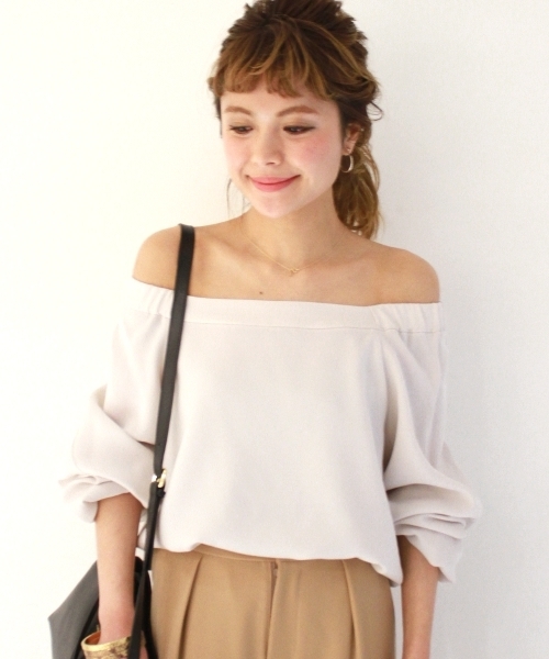 Spick & Span(スピックアンドスパン)の「≪追加≫【CLASSY.×Spick & Spanコラボ】ダブルサテン SET UP◆(その他パンツ・レディース・ホワイト/ネイビー/ナチュラル・38/36)」の14枚目の写真