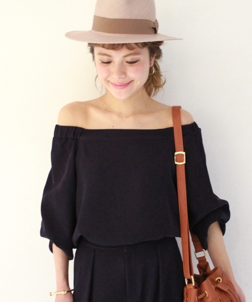 Spick & Span(スピックアンドスパン)の「≪追加≫【CLASSY.×Spick & Spanコラボ】ダブルサテン SET UP◆(その他パンツ・レディース・ホワイト/ネイビー/ナチュラル・38/36)」の16枚目の写真