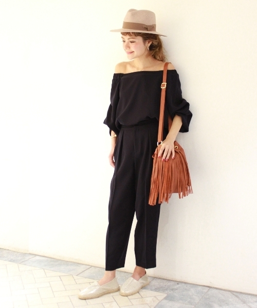 Spick & Span(スピックアンドスパン)の「≪追加≫【CLASSY.×Spick & Spanコラボ】ダブルサテン SET UP◆(その他パンツ・レディース・ホワイト/ネイビー/ナチュラル・38/36)」の11枚目の写真