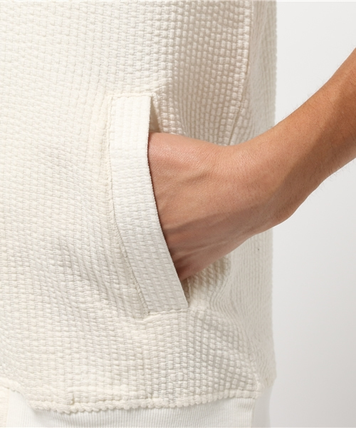 VENCEEXCHANGE(ヴァンスエクスチェンジ)の「サッカー5分袖MA-1 (MA-1・メンズ・ブラック/オフホワイト/ダークグリーン・LARGE/MEDIUM)」の11枚目の写真