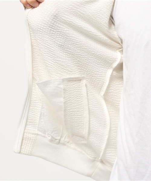 VENCEEXCHANGE(ヴァンスエクスチェンジ)の「サッカー5分袖MA-1 (MA-1・メンズ・ブラック/オフホワイト/ダークグリーン・LARGE/MEDIUM)」の6枚目の写真