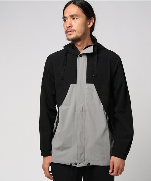 VENCEEXCHANGE(ヴァンスエクスチェンジ)の「切替マウンテンパーカー(マウンテンパーカー・メンズ・ネイビー/グレー・LARGE/MEDIUM)」の1枚目の写真