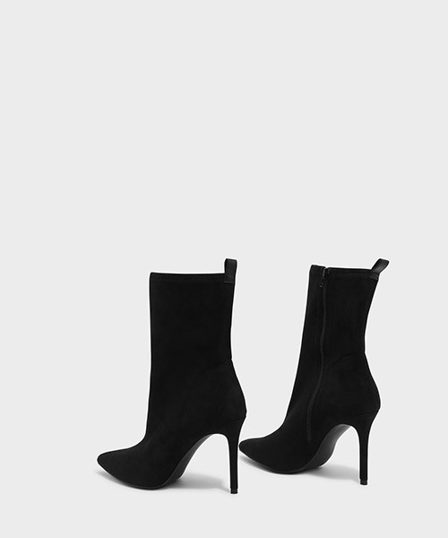 CHARLES & KEITH(チャールズ & キース)の「テクスチャードカフブーツスティレット / TEXTURED CALF BOOT STILETTOS(ブーツ・レディース・ネイビー/ブラック/グレー・22.5cm/23.5cm/23cm/24.5cm/25.5cm/25cm)」の18枚目の写真