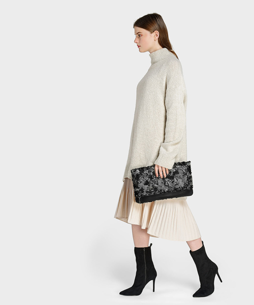 CHARLES & KEITH(チャールズ & キース)の「テクスチャードカフブーツスティレット / TEXTURED CALF BOOT STILETTOS(ブーツ・レディース・ネイビー/ブラック/グレー・22.5cm/23.5cm/23cm/24.5cm/25.5cm/25cm)」の16枚目の写真