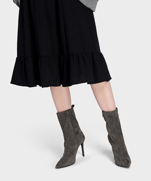 CHARLES & KEITH(チャールズ & キース)の「テクスチャードカフブーツスティレット / TEXTURED CALF BOOT STILETTOS(ブーツ・レディース・ネイビー/ブラック/グレー・22.5cm/23.5cm/23cm/24.5cm/25.5cm/25cm)」の15枚目の写真