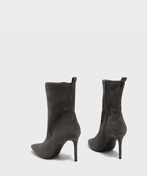 CHARLES & KEITH(チャールズ & キース)の「テクスチャードカフブーツスティレット / TEXTURED CALF BOOT STILETTOS(ブーツ・レディース・ネイビー/ブラック/グレー・22.5cm/23.5cm/23cm/24.5cm/25.5cm/25cm)」の12枚目の写真