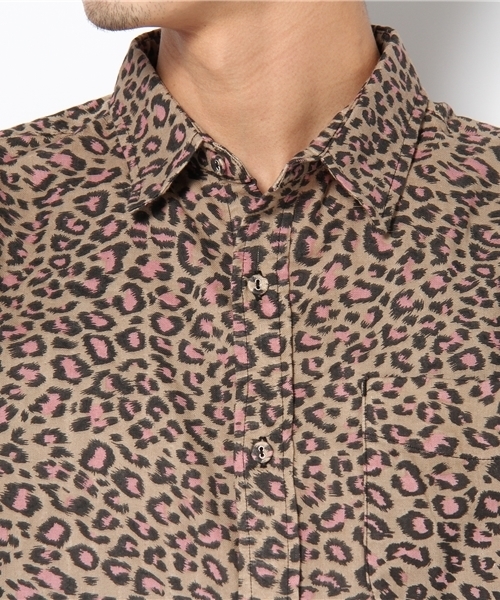 WEGO(ウィゴー)の「レオパードダブルガーゼLSシャツ(シャツ/ブラウス・メンズ・オフホワイト/ベージュ/マスタード・MEDIUM/LARGE)」の6枚目の写真