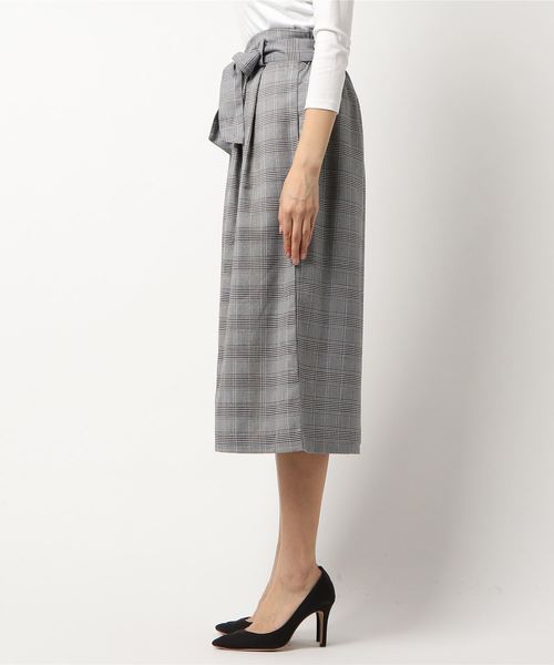 Allamanda（アラマンダ）の「NEWタッククロップドパンツ-2017AW-（その他パンツ・レディース・ブラウン/その他/その他1・MEDIUM）」の5枚目の写真