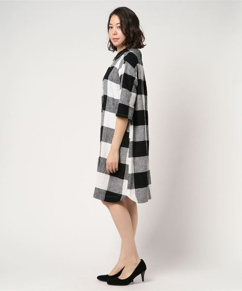 LBC(エルビーシー)の「3WAY袖ロールアップワンピース(ワンピース・レディース・ネイビー/スカイブルー/ホワイト・MEDIUM/L/LARGE/M)」の15枚目の写真