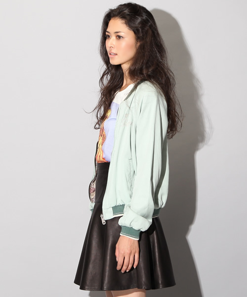 HYSTERIC GLAMOUR(ヒステリックグラマー)の「CL/CORTNEY総柄 リバーシブルBZ(ブルゾン・レディース・ピンク/ブルー/チャコールグレー・FREE)」の17枚目の写真