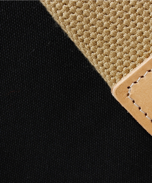 BIRKENSTOCK（ビルケンシュトック）の「NEUTRAL/ニュートラル　ユーティリティバッグ ブラック×ネイビードット（バックパック/リュック・メンズ・ブラック・FREE）」の16枚目の写真