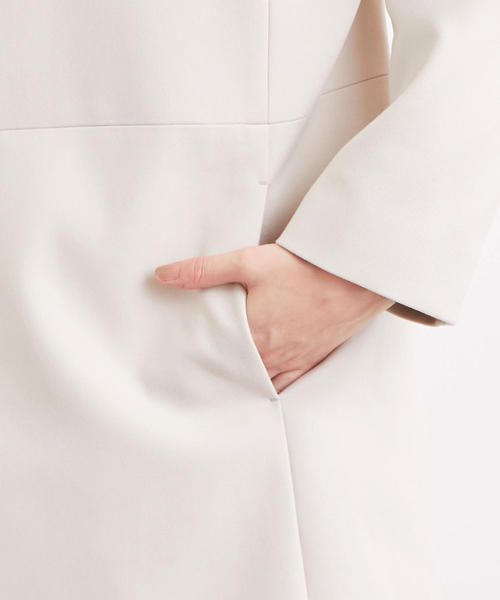 green label relaxing（グリーンレーベルリラクシング）の「CS ダブルクロス ノーカラー コート（その他アウター・レディース・ネイビー/ナチュラル・40/38/36）」の15枚目の写真