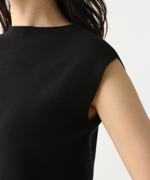 A part by(アパートバイ)の「14GCoMoボトルネックノースリーブニット 832372(ニット/セーター・レディース・ホワイト/ブラック/ブラウン・FREE)」の9枚目の写真