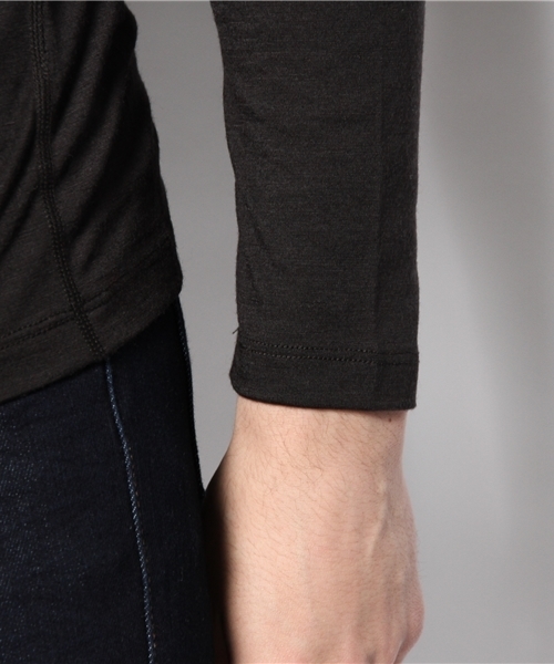 SHIPS（シップス）の「★★【SN】: 『M BASE LS 140』 ロングスリーブ Tシャツ（Tシャツ/カットソー・メンズ・ブラック/ネイビー/ライトグリーン・SMALL/MEDIUM/X-SMALL）」の8枚目の写真