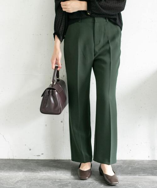 URBAN RESEARCH ROSSO（アーバンリサーチロッソ）の「ノータックフレアパンツ∴（その他パンツ・レディース・ブラック/ベージュ/グリーン・38/36）」の3枚目の写真