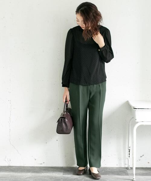 URBAN RESEARCH ROSSO（アーバンリサーチロッソ）の「ノータックフレアパンツ∴（その他パンツ・レディース・ブラック/ベージュ/グリーン・38/36）」の12枚目の写真