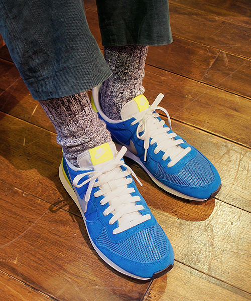 CIAOPANIC（チャオパニック）の「【NIKE】インターナショナリスト（スニーカー・メンズ・ブルー/グレー/ブラック/オレンジ・26/27/28）」の4枚目の写真