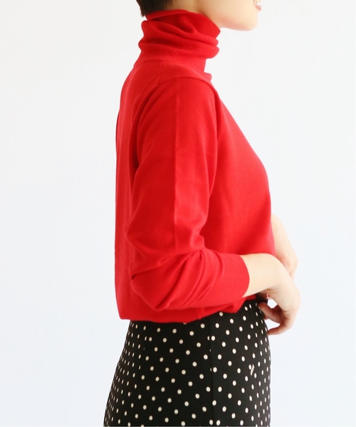 IENA（イエナ）の「sese ALBAタートルネックプルオーバー◆（ニット/セーター・レディース・ブラック/レッド/ブラック系その他・FREE）」の15枚目の写真