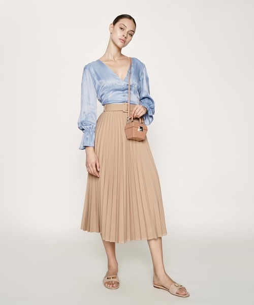 CHARLES & KEITH（チャールズ & キース）の「クロックエフェクト ミニスカルプチャーバッグ / Croc-Effect Mini Sculptural Bag（ハンドバッグ・レディース・ベビーピンク/マルチ/イエロー/ライトアッシュグレー・S）」の19枚目の写真