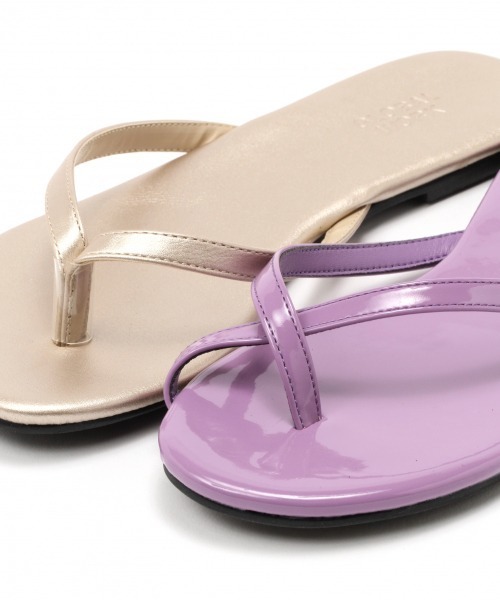 GLOBAL WORK(グローバルワーク)の「PUトングサンダル/874841(サンダル・レディース・ブラック/ライトグレー/ライトベージュ/ベージュ/ゴールド/パープル系その他2・MEDIUM/LARGE)」の10枚目の写真