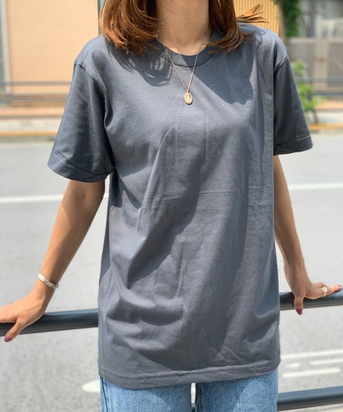 American Apparel(アメリカンアパレル)の「【American Apparel】アメリカンアパレル 無地 半袖 Tシャツ(Tシャツ/カットソー・レディース・ダークグリーン/チャコール/オートミール/ブラック/ブラウン/カーキ/ホワイト/オリーブ・S/M/L)」の4枚目の写真